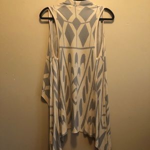 Umgee sleeveless sweater cardigan